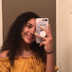 Meet your Posher, Sasha